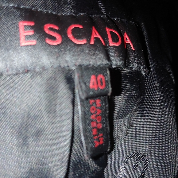 STUNNING ESCADA 8 BLACK BOUCLE LAMBSKIN PATENT LEATHER SIGN BUTTONS SKIRT SUIT - Picture 12 of 16